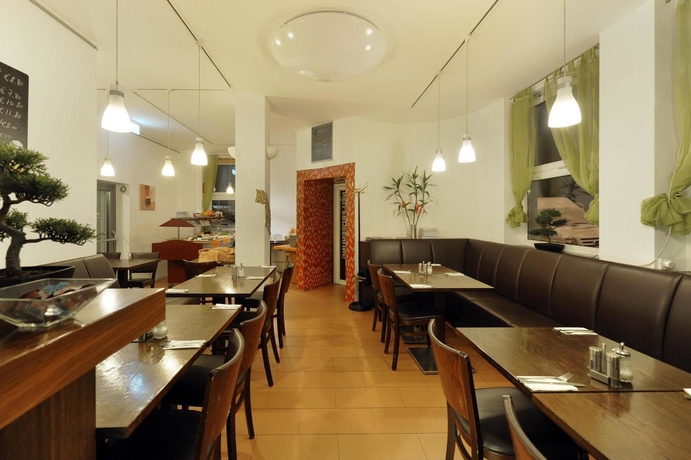Hotel Consul