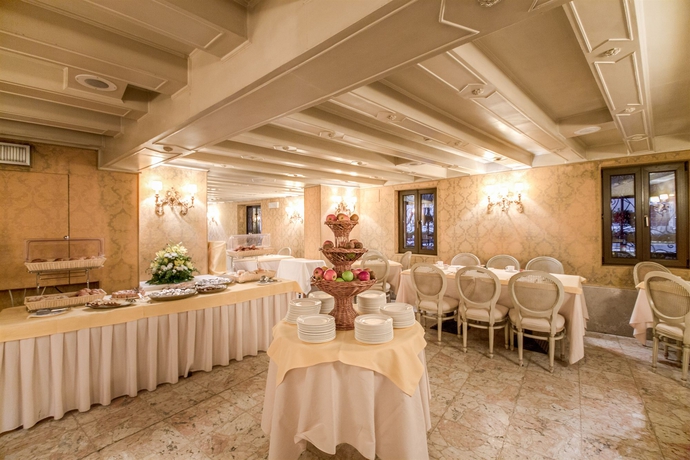 Hotel Continental