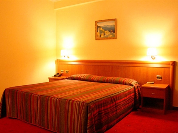 Hotel Continental Vora