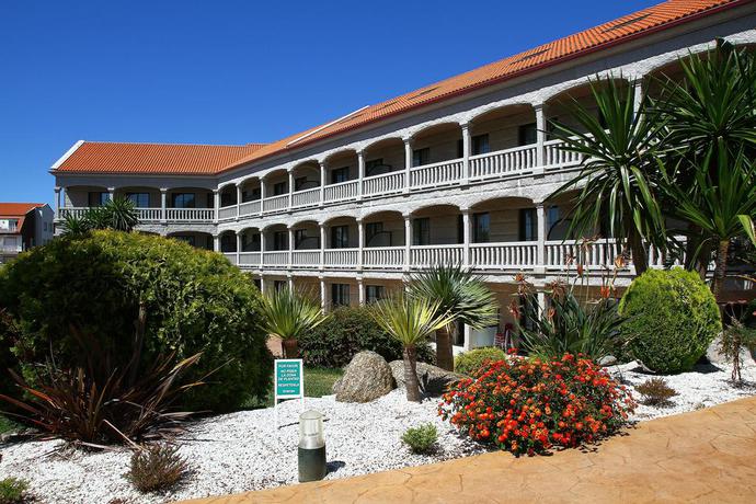Hotel Coral do Mar II