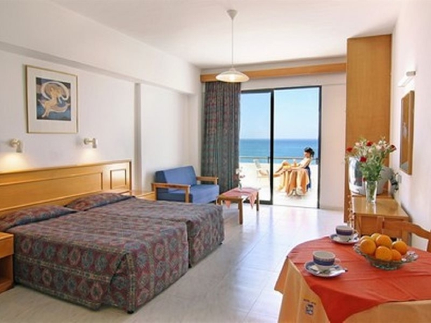 Hotel Corallia Beach