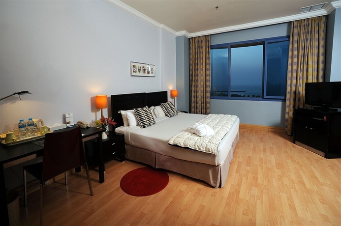 Hotel Corniche 