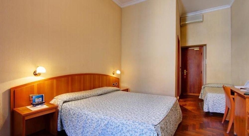 Hotel Corot