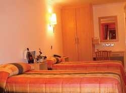 Hotel Corralea Court