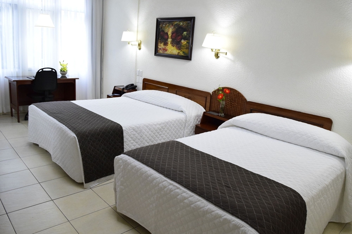 Hotel Cortez
