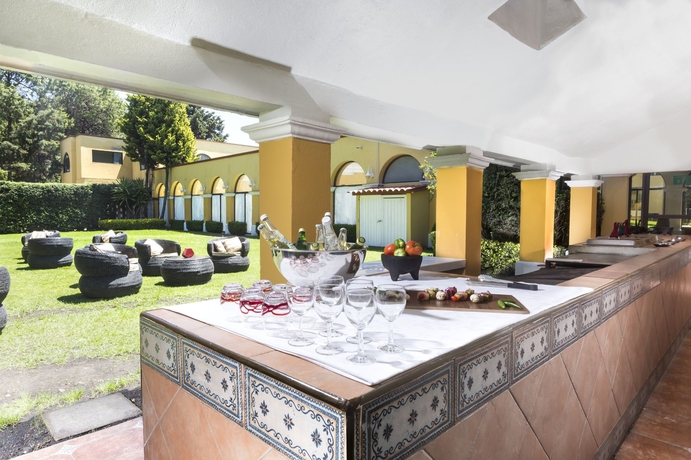 Hotel Courtyard By Marriott Toluca Aeropuerto