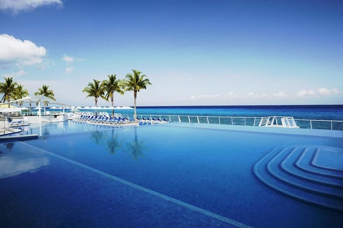 Hotel Cozumel Palace
