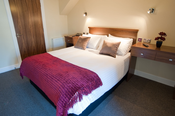 Hotel Craibstone Suites