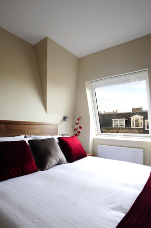 Hotel Craibstone Suites
