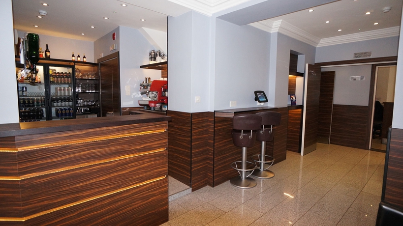 Hotel Crestfield
