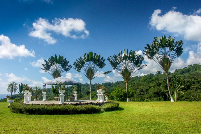 Hotel Cristal Ballena