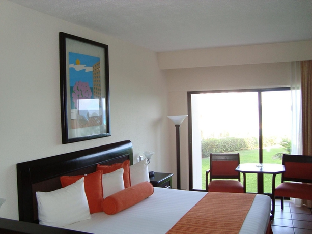 Hotel Crown Paradise Club Cancun