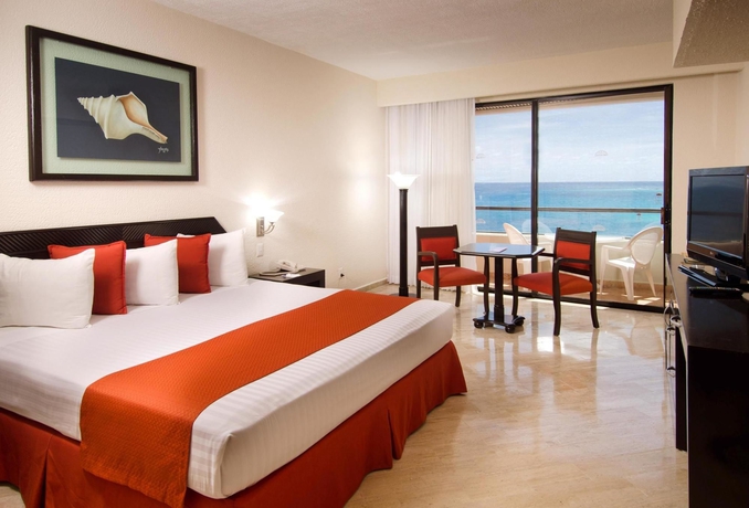 Hotel Crown Paradise Club Cancun