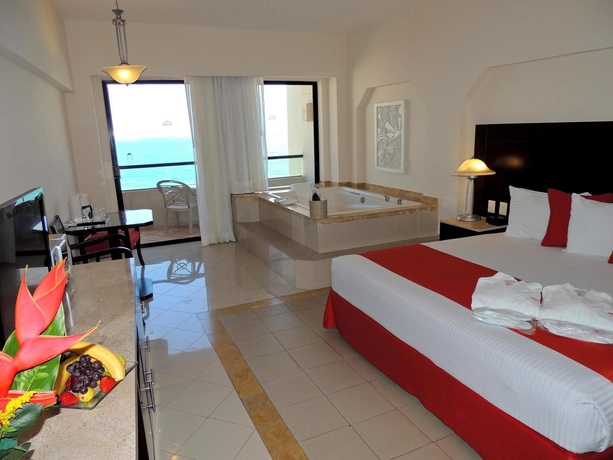 Hotel Crown Paradise Club Cancun