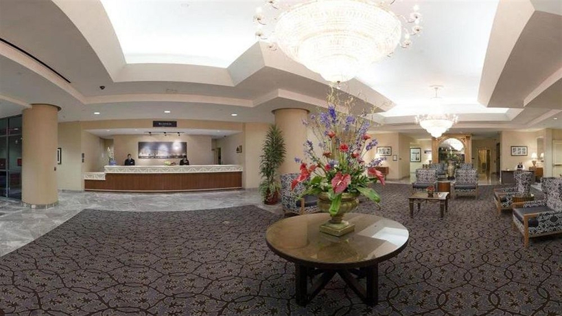Hotel Crowne Plaza La Harbor
