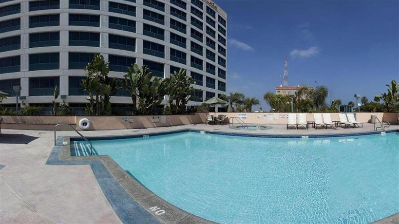 Hotel Crowne Plaza La Harbor