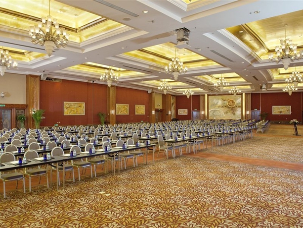 Hotel Crowne Plaza Park View Wuzhou