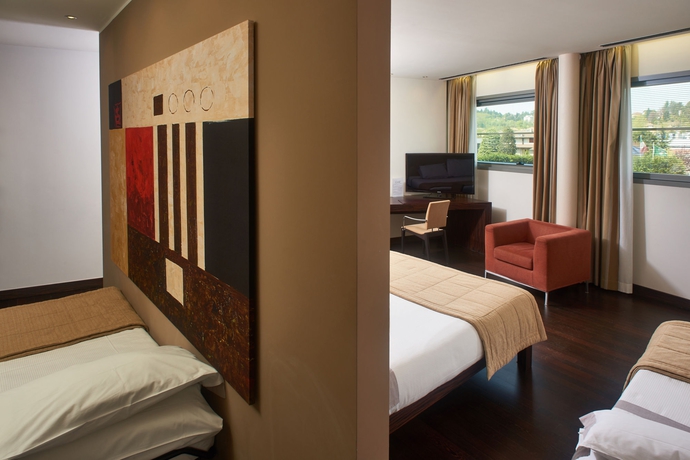 Hotel Cruise