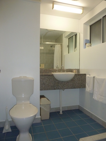 Hotel Cullen Bay Resort