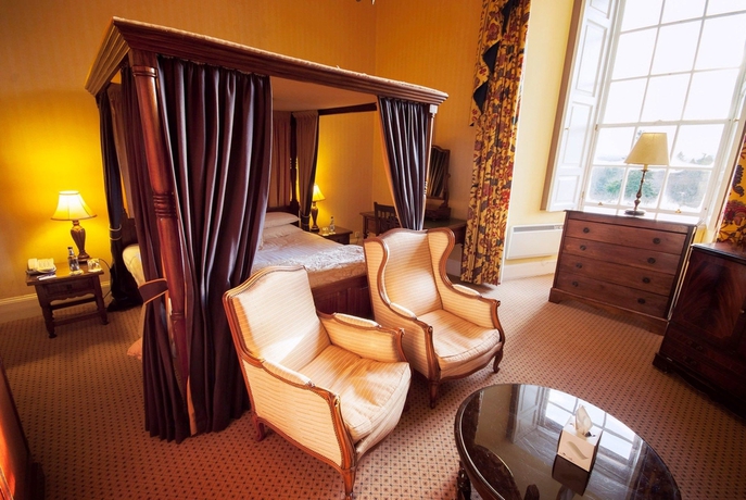 Hotel Dalhousie Castle