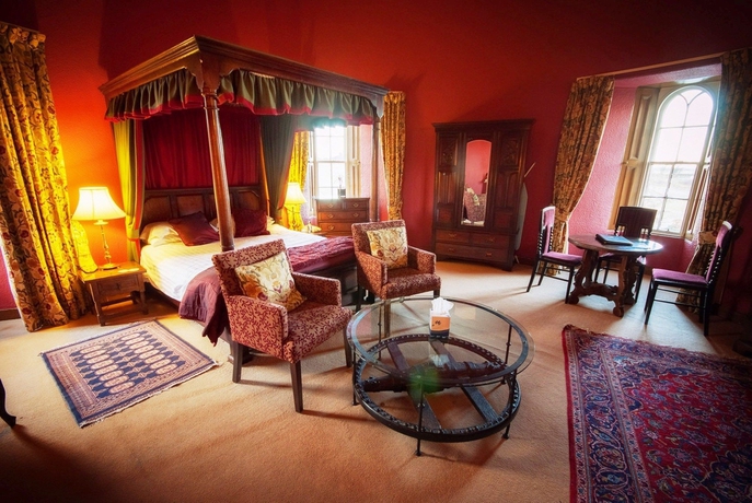 Hotel Dalhousie Castle
