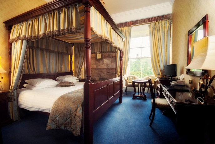 Hotel Dalhousie Castle