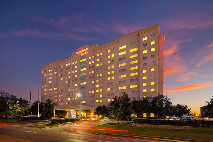 Hotel Dallas Marriott Suites Market