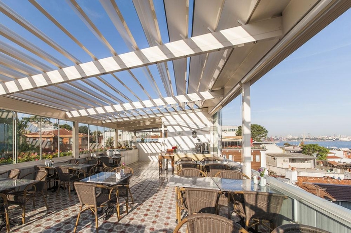 Hotel Darussaade Istanbul