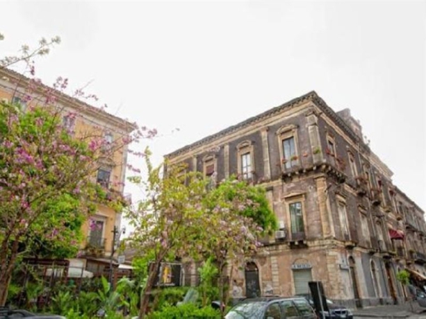 Hotel De Curtis Bandb
