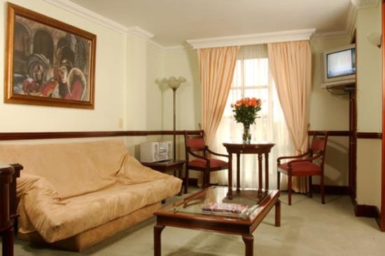 Hotel De La Ville