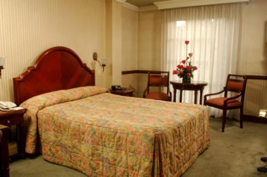 Hotel De La Ville
