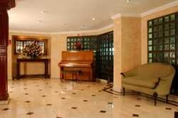 Hotel De La Ville