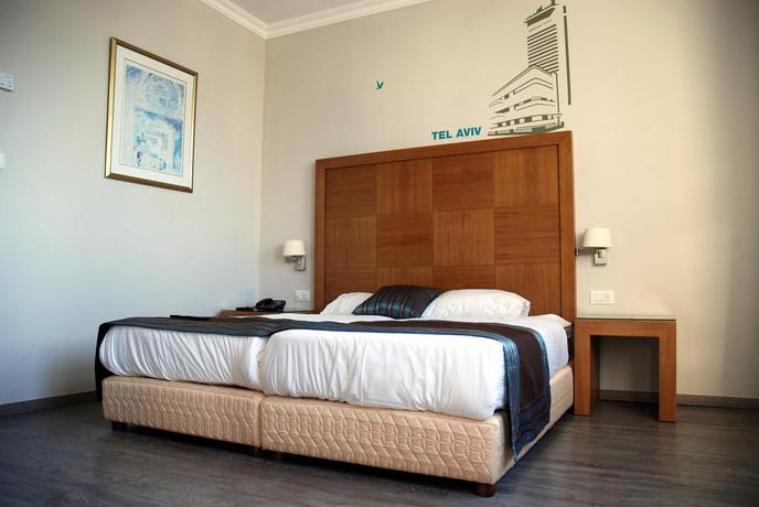 Hotel Deborah