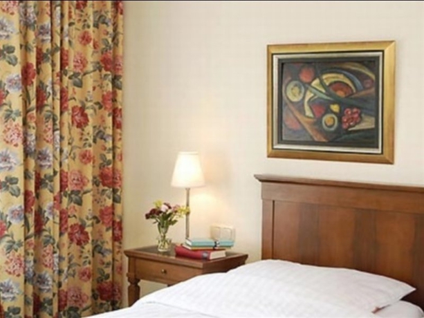 Hotel Deutsches Theater Downtown