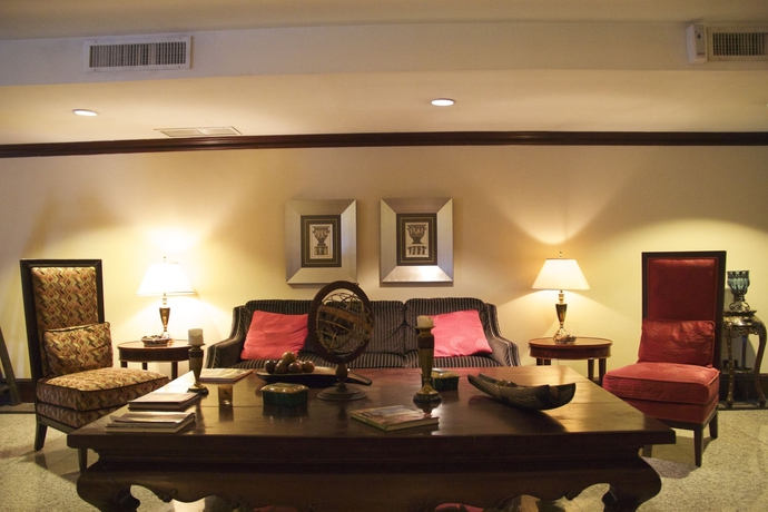 Hotel Deville