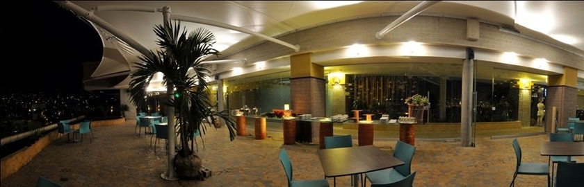 Hotel Diez