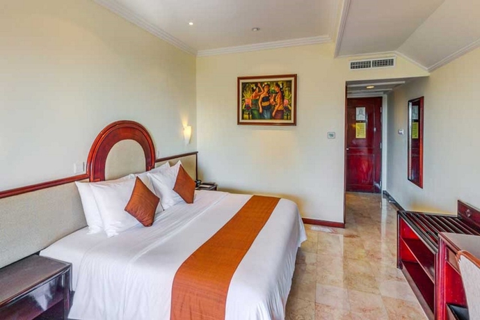 Hotel Discovery Kartika Plaza