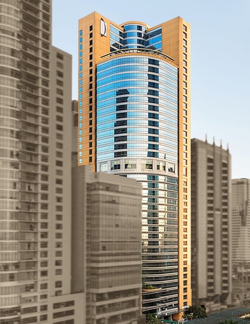 Hotel Discovery Suites