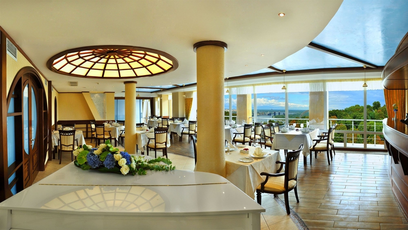 Hotel Dnipro