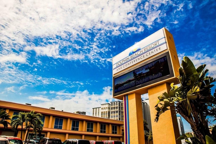 Hotel Dolphin Beach Resort