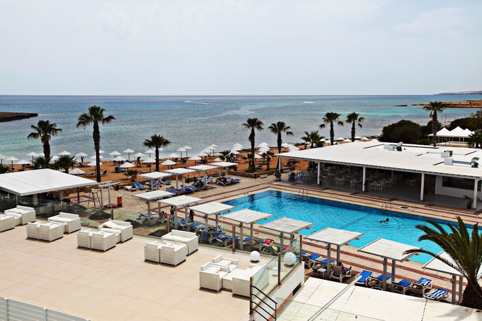 Hotel Dome Beach Resort