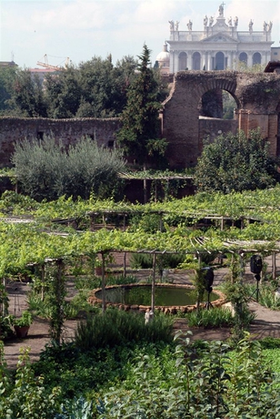 Hotel Domus Sessoriana