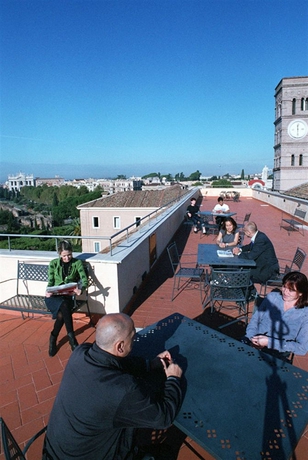 Hotel Domus Sessoriana