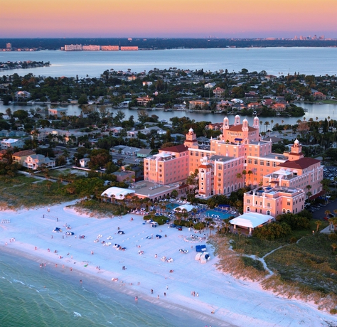 Hotel Don Cesar Beach Resort