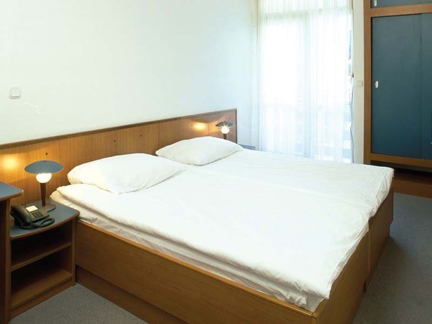 Hotel Donat / Puntamika