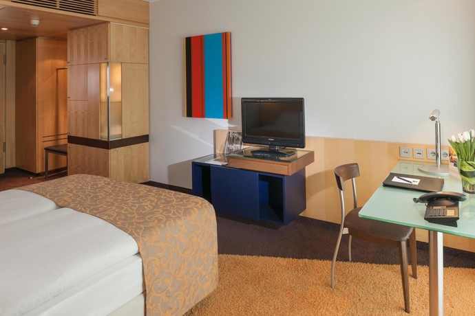 Hotel Dorint An Der Messe Koln