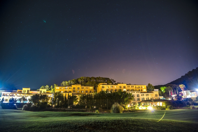 Hotel Dorint Royal Golf R.& Spa