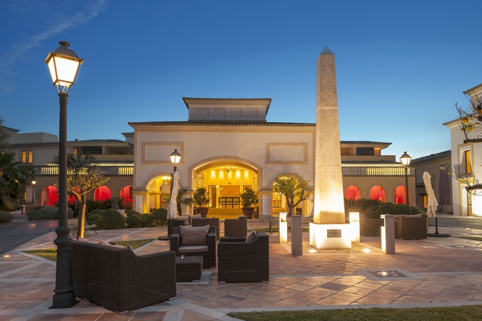Hotel Dorint Royal Golf R.& Spa