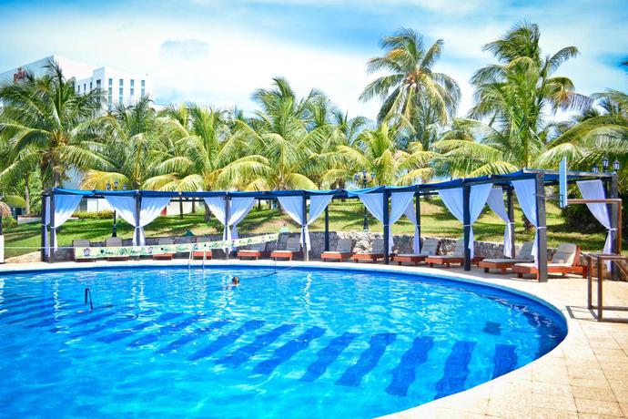 Hotel Dos Playas