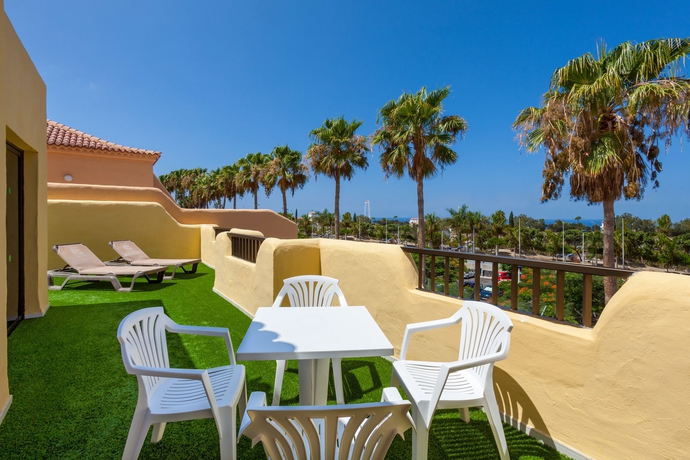 Hotel Dream Villa Tagoro